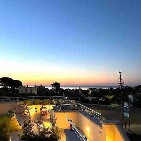 Rei M&m- Sea View, Swimming Pool & Jacuzzi Villa *