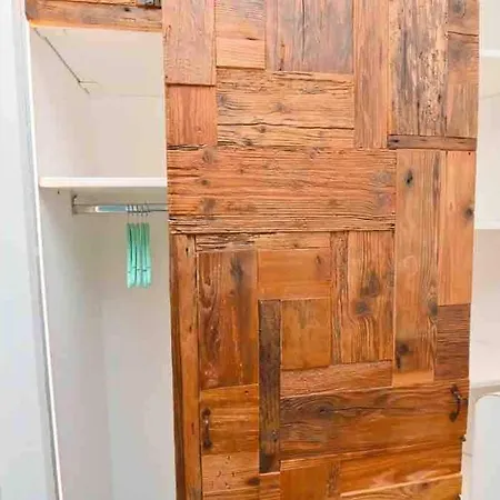 Βίλα Rei M&m- Sea View, Swimming Pool & Jacuzzi *