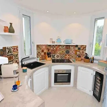 Rei M&m- Sea View, Swimming Pool & Jacuzzi * Costa Rei