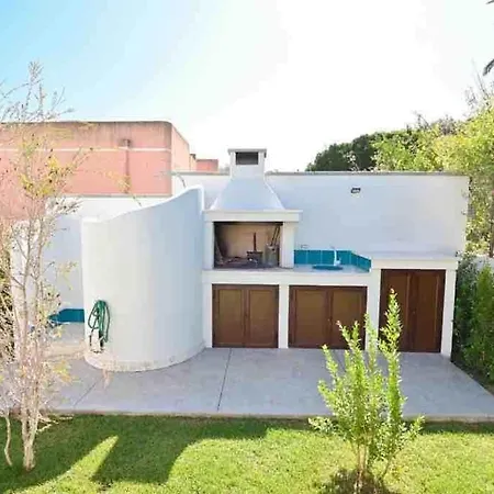 Rei M&m- Sea View, Swimming Pool & Jacuzzi