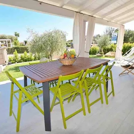Villa Rei M&m- Sea View, Swimming Pool & Jacuzzi Costa Rei
